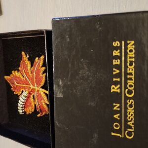 Joan Rivers Maple Leaf  Red and Gold Pin Brooch